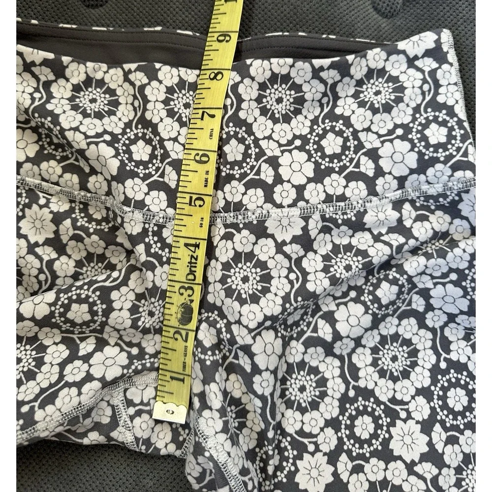 Lululemon Full Length Leggings Women's  Wunder Under Twiggy Floral Nimbus Gray 4